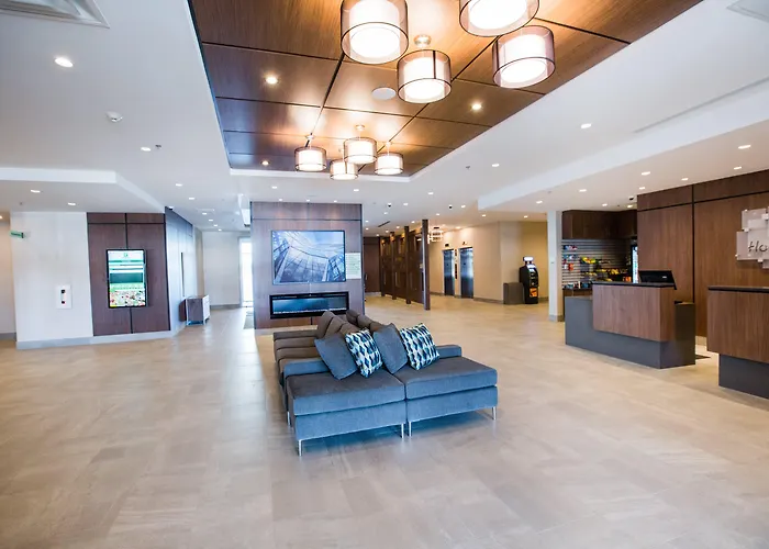 Holiday Inn Hotel & Suites Calgary South - Conference Ctr By Ihg