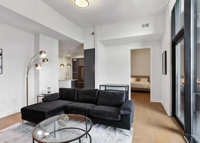 Midtown Luxury Apartment
