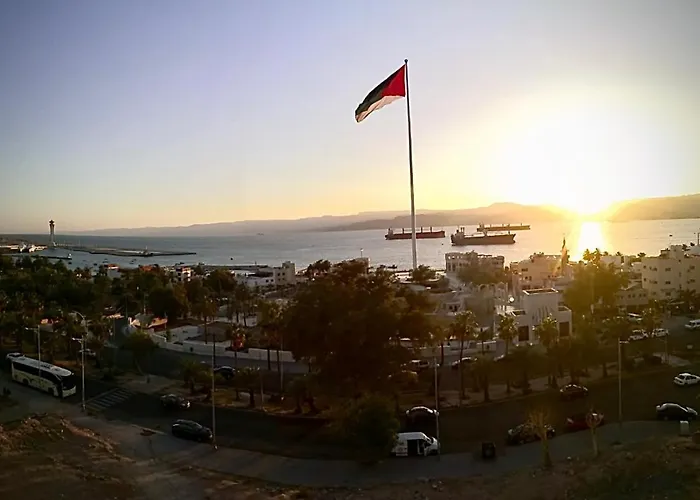 Albergo centrale: Castle Beach Hotel