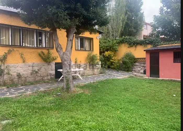 Casita Roja Sin Cocina