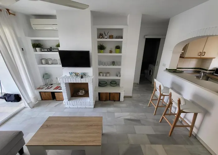 Villa con piscina: Apt Erisa en Torremolinos dos min de la playa, Puerto Marina