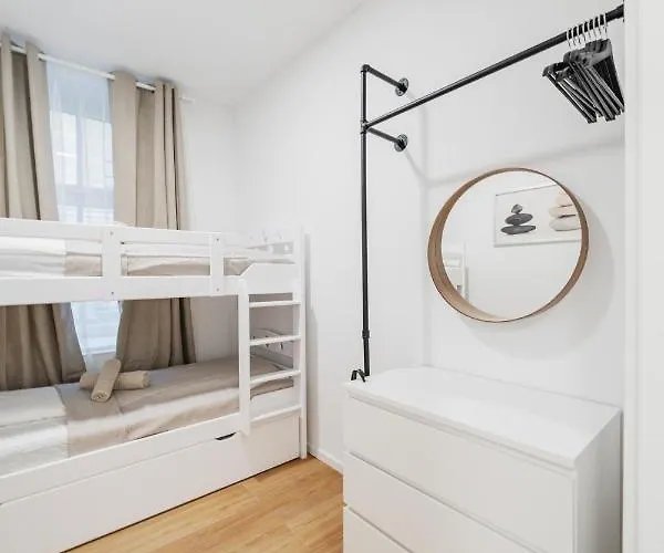 Ostello: Central City Rooms By Home2