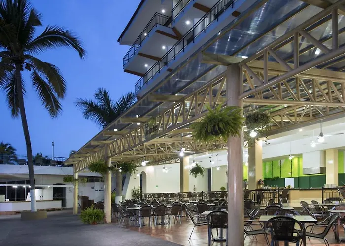 Costa Club Punta Arena - Desayuno Buffet Incluido