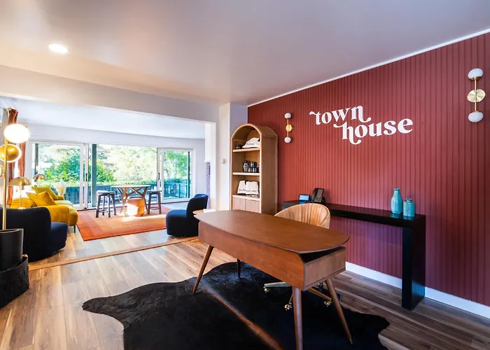 Town House Lodge