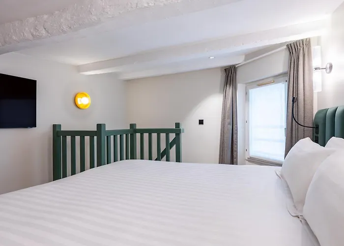 Hotel Elysée Secret