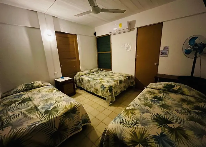 Hotel barato: Hotel El Kiosco