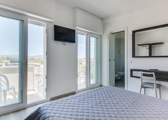 MARITTIMO Riccione - Hotel Clipper FRONTE MARE