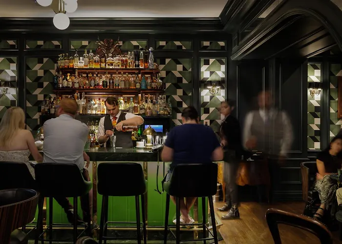 Hôtel romantique: La Colombe d'Or Hotel