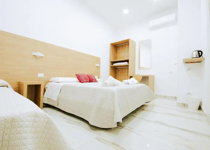 Albergo economico: Light