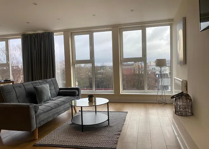 Apartment: Aa Alexander House
