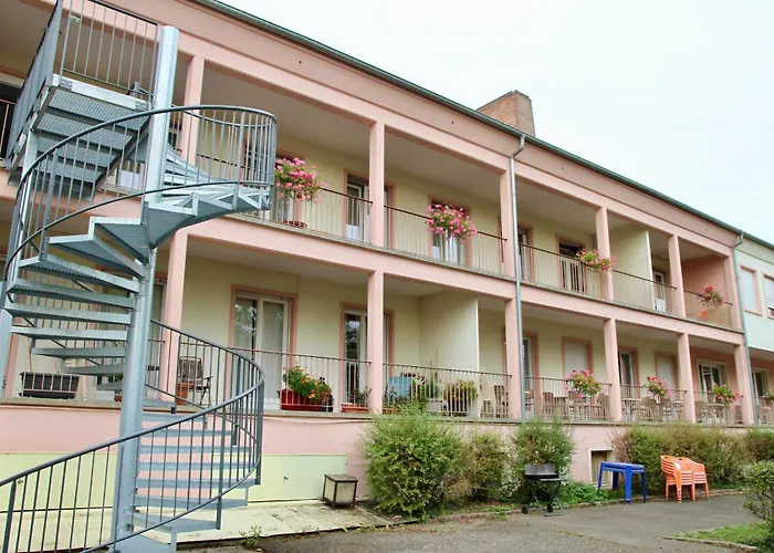 Hotel pres du College: Auberge De Jeunesse