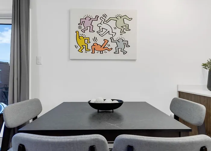 Hôtel 4 étoiles: LiV MTL MTL