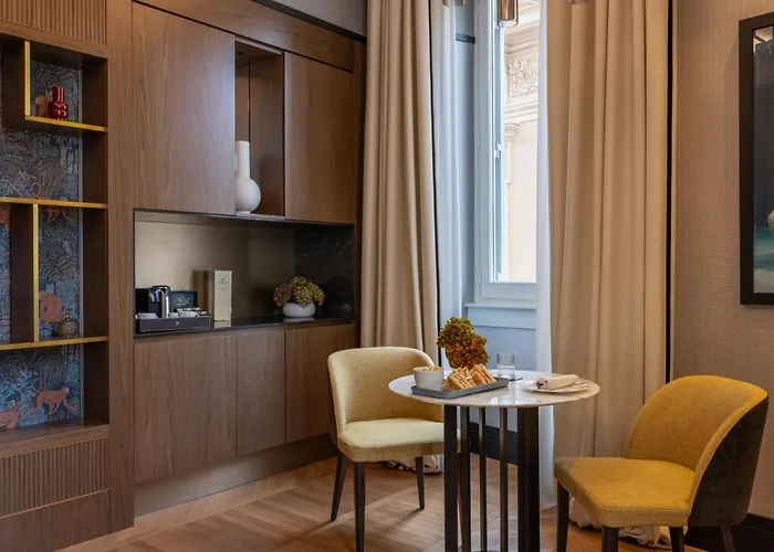 Hotel boutique: Umiltà 36