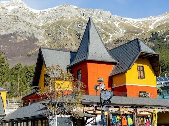 Hotel: La Villetta Food & Drink Rooms For Rent - No Reception -