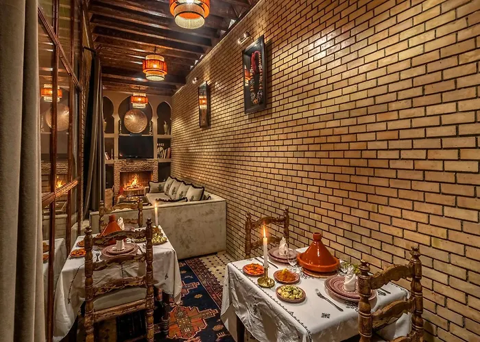 Hôtel 3 étoiles: Riad Irhalne