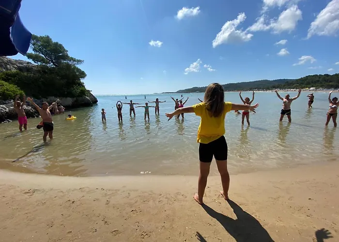 RESIDENCE EMARINE con SERVIZIO SPIAGGIA Peschici