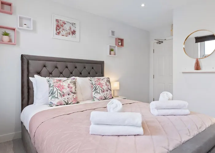 Crystal Palace Stays - Se20