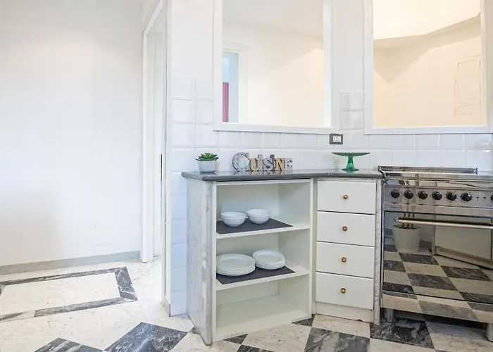 Easytopstay - Colonna Guest House