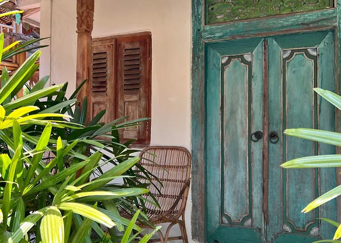 Hotels with a view Captain Coconuts Gili Air