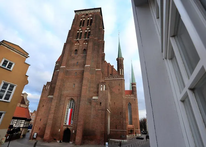 Pet Friendly hotel: Hampton By Hilton Gdansk Old Town