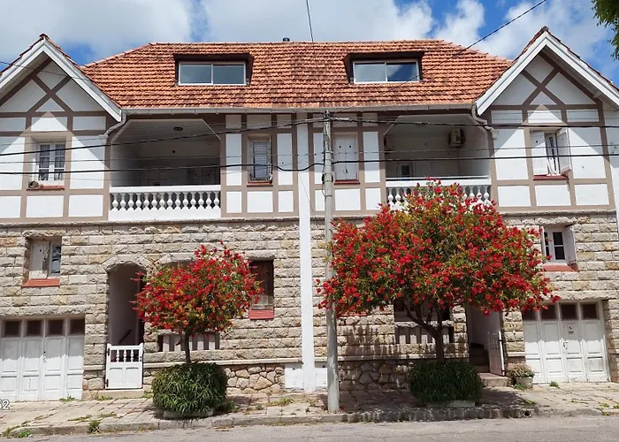 Hostería Almirante Brown