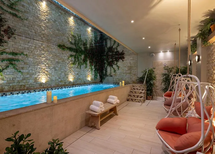  Royal Madeleine & Spa
