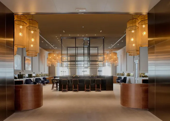 Kozmo Hotel Suites & Spa - Small Luxury Hotels Of The World
