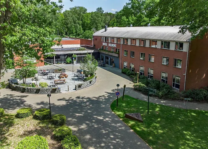 50|50 Hotel Belmont