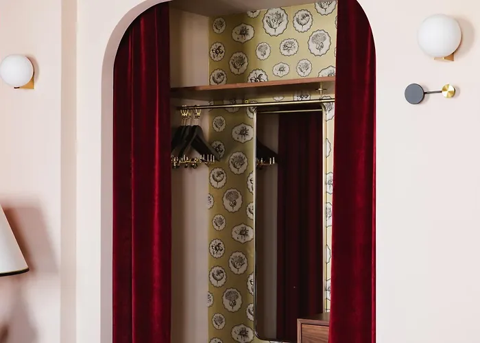 Hotel L de Lutece - Notre-Dame