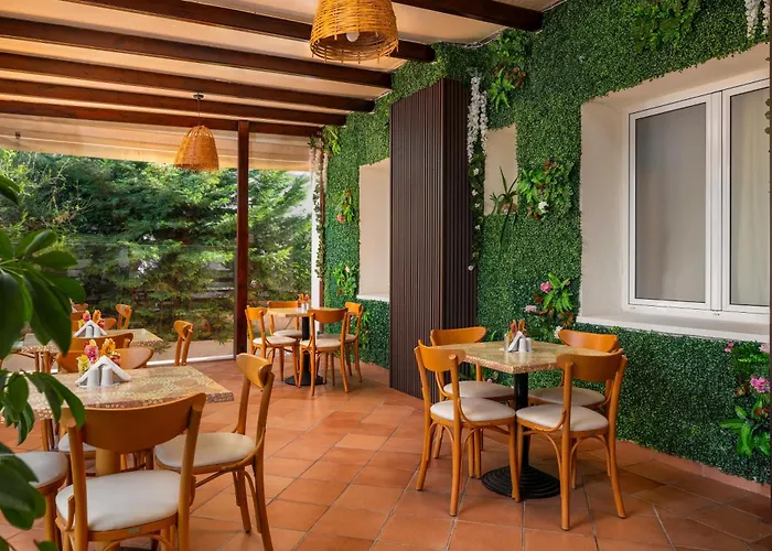 Golf hotel: City Plus Rhodes Hotel