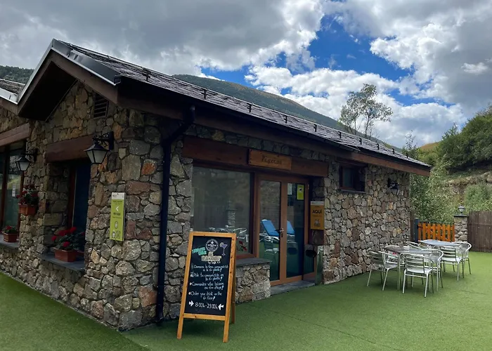 Hotel de 3 estrellas: Wuau! Hotel Segle XX