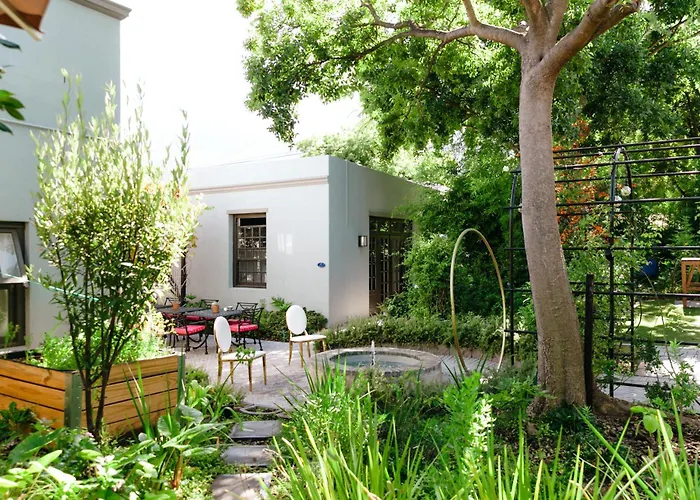 La Fontaine Boutique Hotel By The Oyster Collection