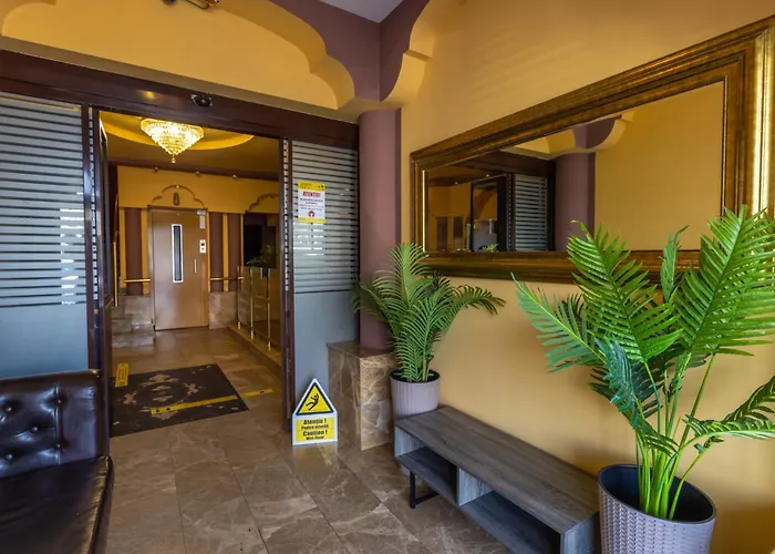 Сity center hotels Sir Gara De Nord