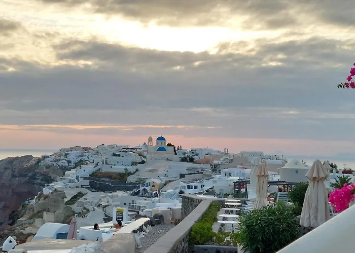 Olympic Villas Oia 