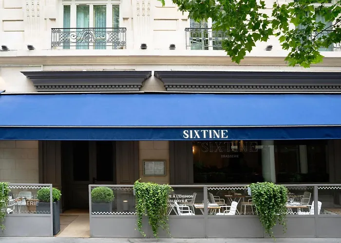 Hotels with tennis Paris Marriott Opera Ambassador
