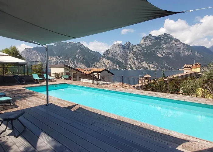 Casa Romani Lake s