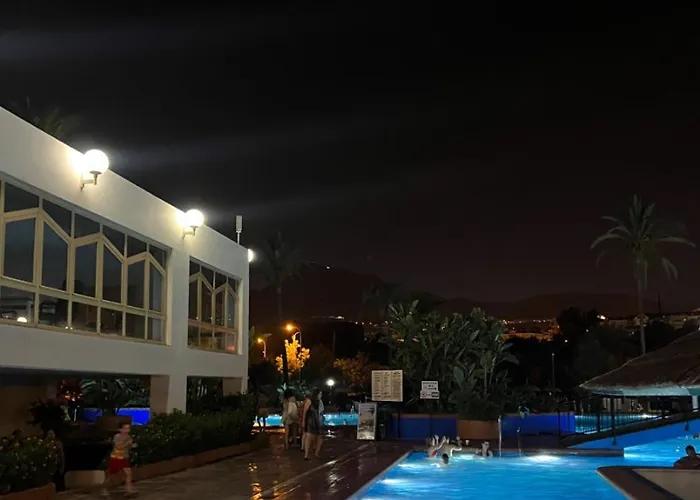 Hotel céntrico: Benal Beach