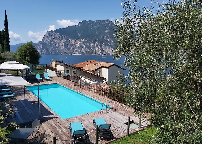 Casa Romani Lake s
