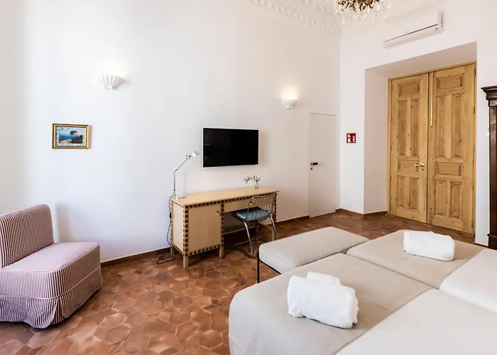 Casa Pizarro Hotel Caces