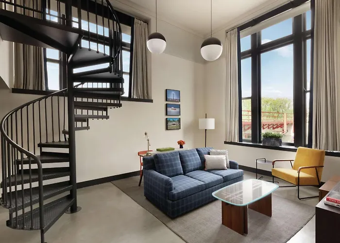 Design hotel Central Station Memphis, Curio Collection By Hilton