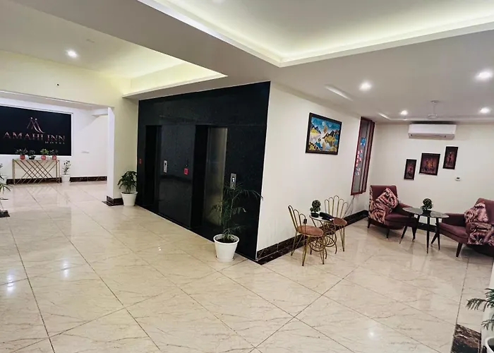 Ping Pong hotel: Amahi Inn I Signature Towers