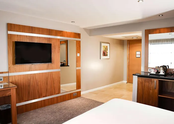 Doubletree By Hilton Milton Keynes