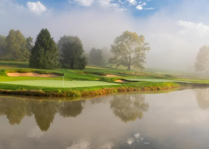 Resort: Boar'S Head Resort