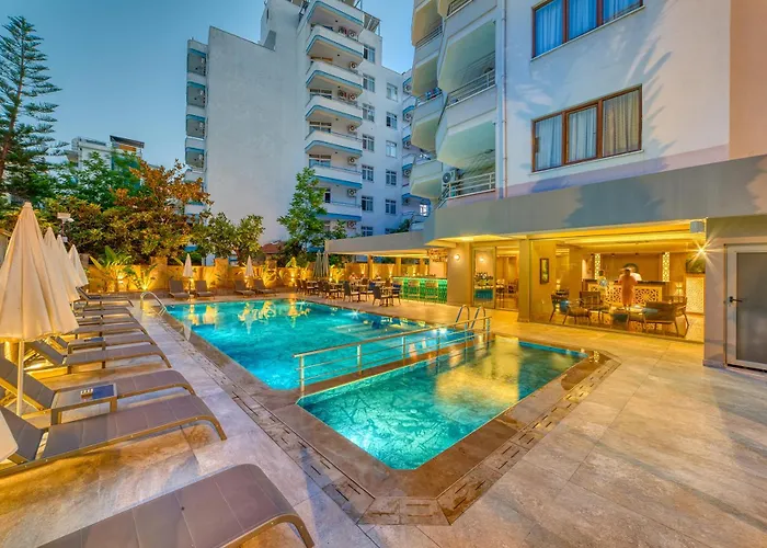 Hotel met zwembad: Yeniacun Apart Hotel