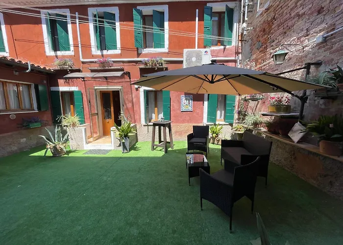 Hotel barato: King'S Garden
