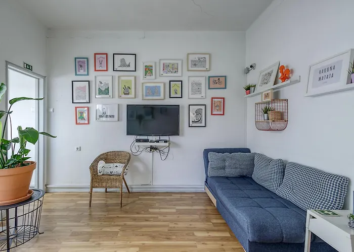 Hotel perto da faculdade: Travel & Live Porto