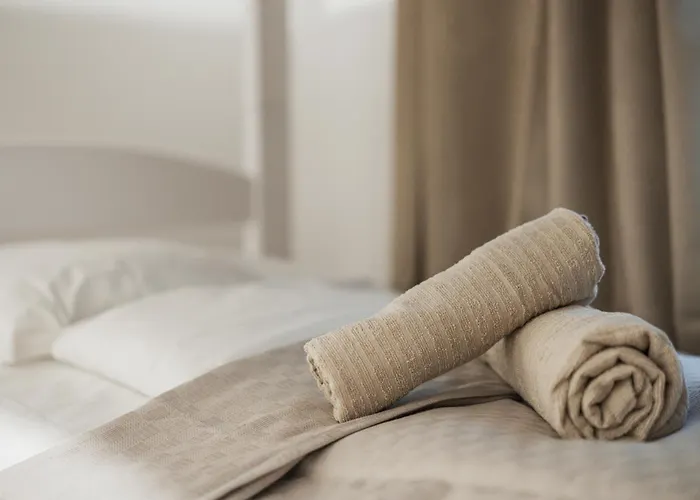 Ostello: Central City Rooms By Home2