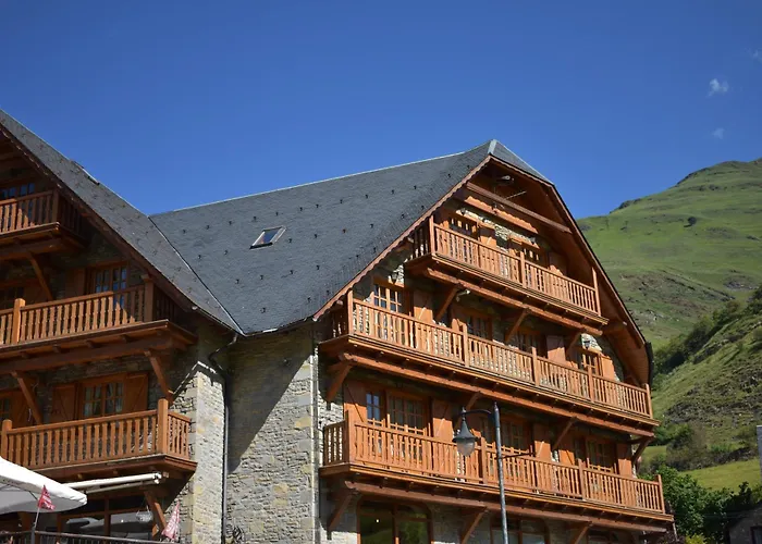 Apartamentos Deth Camin Reiau