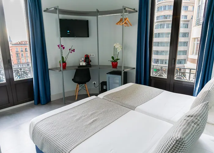 Hotel: Hostal Carmen-Gran Vía