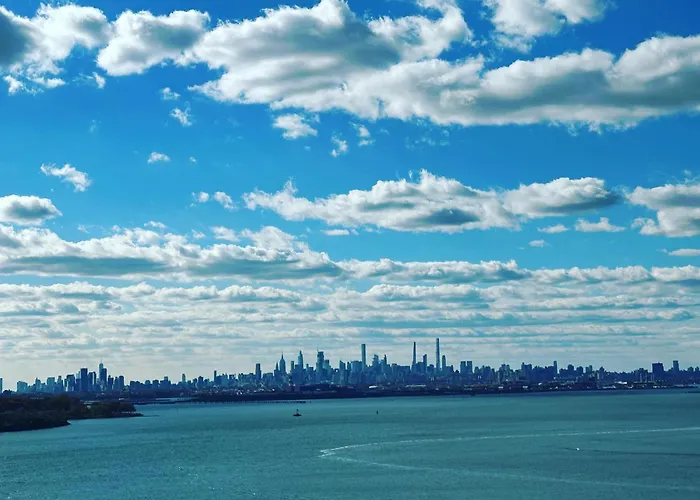 Ly New York